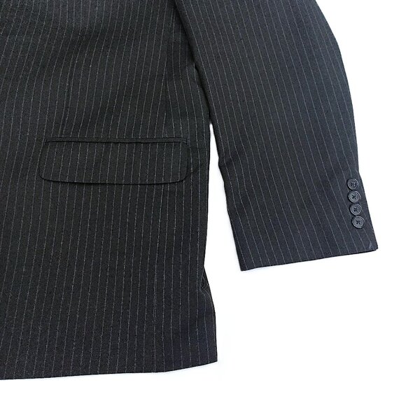 MICHAEL KORS Men's Blazer. Size 48L - Picture 5 of 9